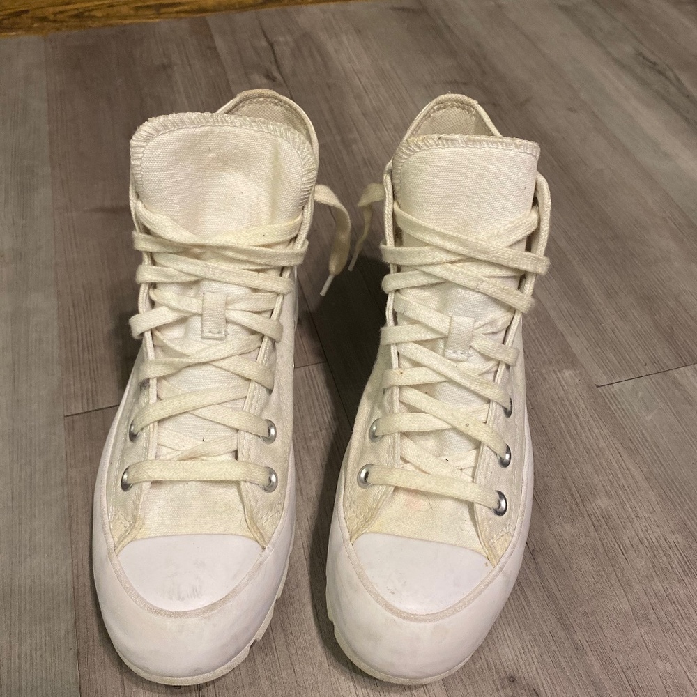 Women’s White Converse